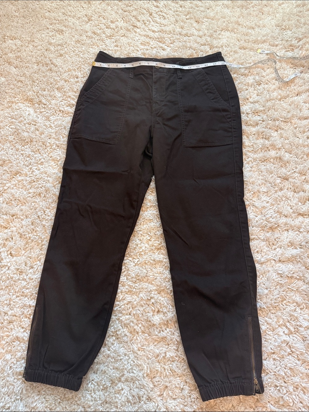 CAbi Black Women's Casual Jogger Jeans